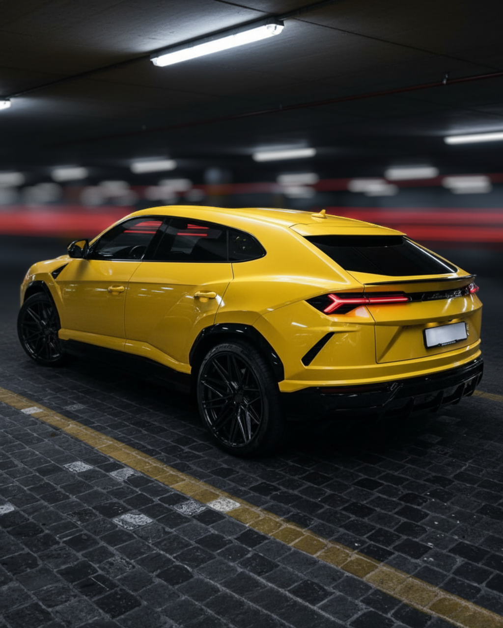 LAMBORGHINI URUS